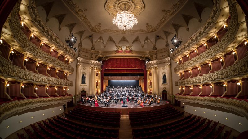Guida passo-passo per trovare e prenotare i biglietti scontati online e offline presso il Teatro Filarmonico di Verona